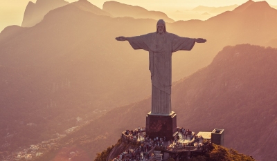 Luftansicht des Corcovado in Rio de Janeiro (marchello74 / stock.adobe.com)  lizenziertes Stockfoto 
Informazioni sulla licenza disponibili sotto 'Prova delle fonti di immagine'